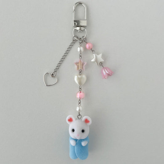 [PRE-ORDER] baby mouse beaded keychain (blue blanket)