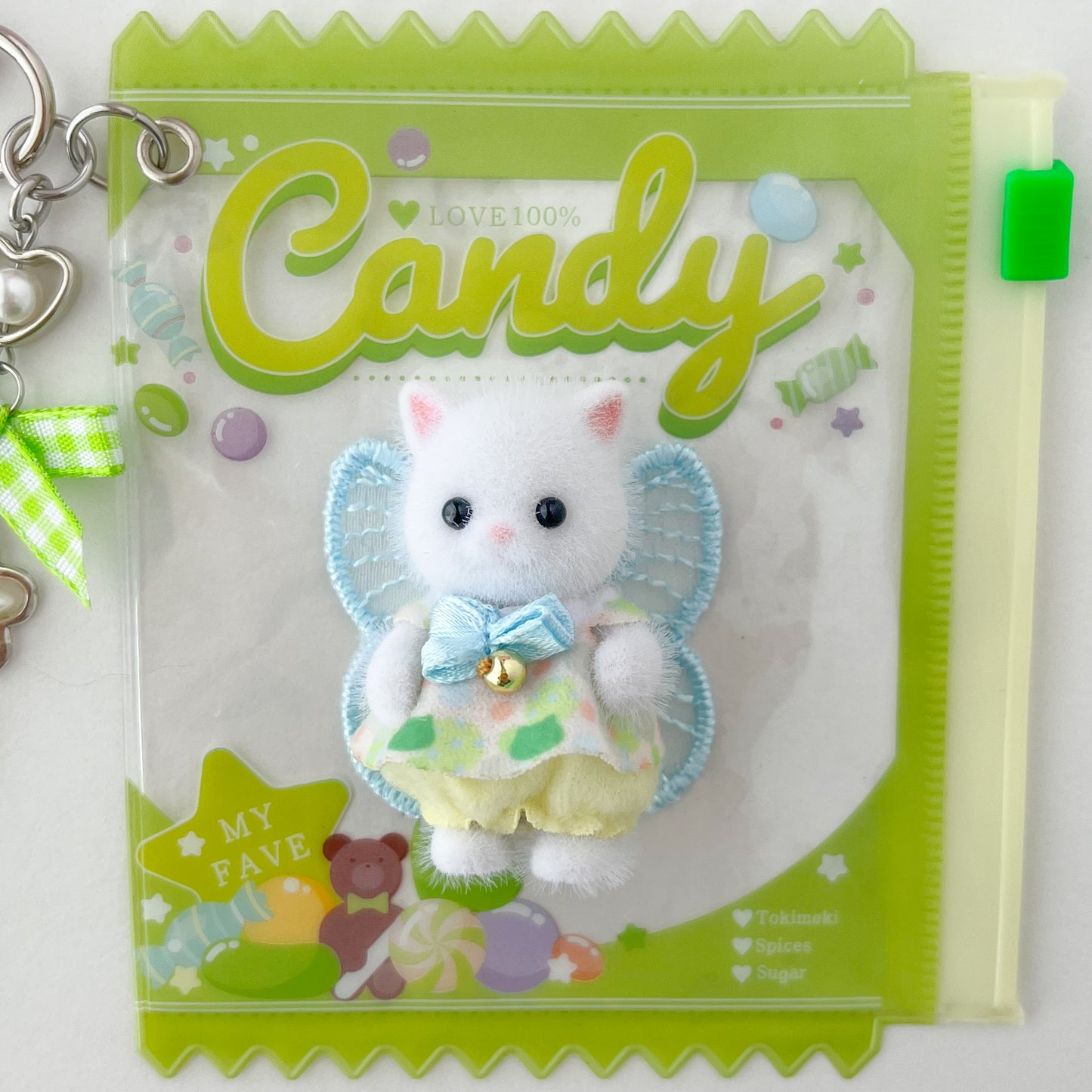 keychain carry case 🧸 fairy fluffy cat