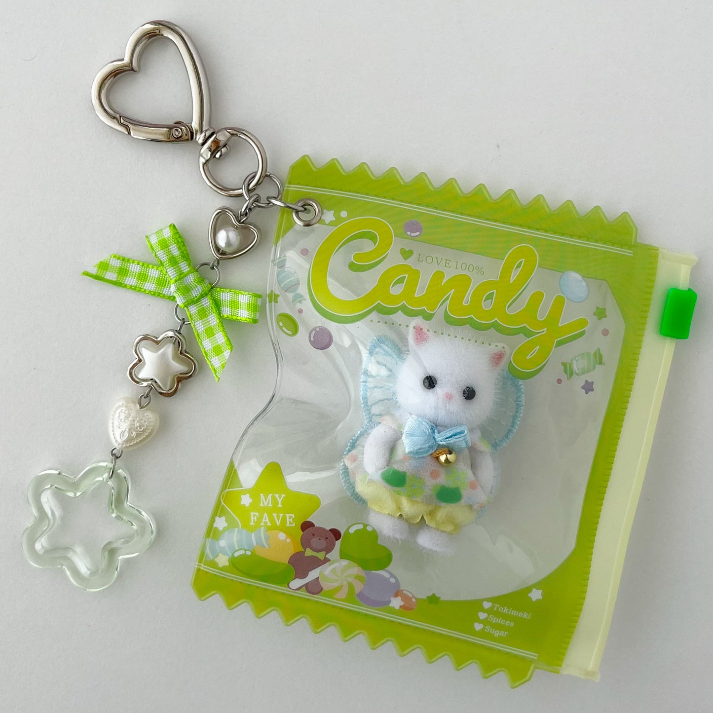 keychain carry case 🧸 fairy fluffy cat