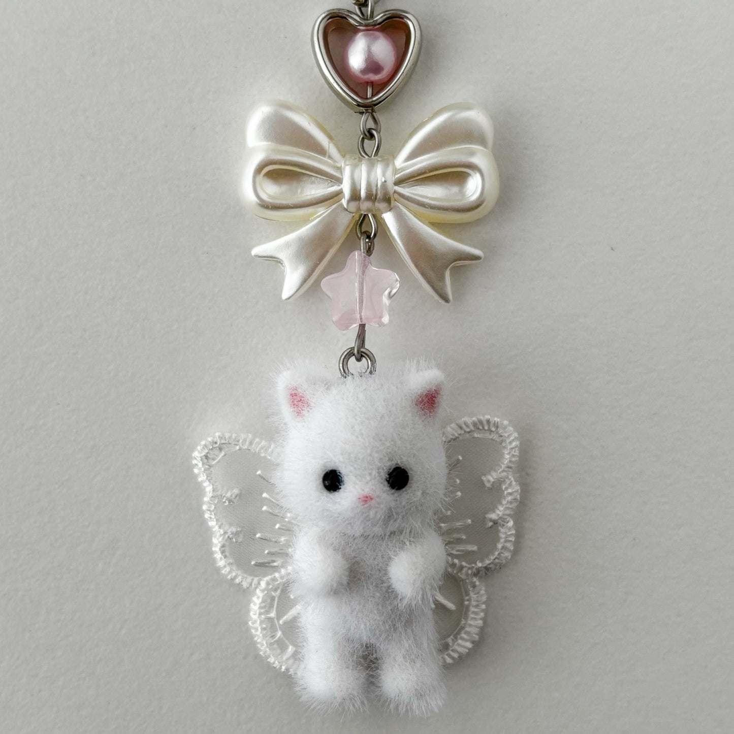 white fairy kitty beaded keychain