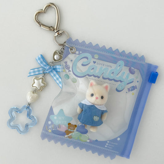 keychain carry case 🧸 nursery white cat