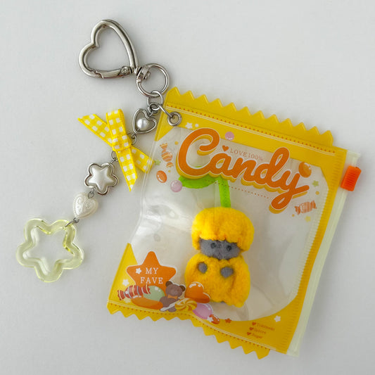 keychain carry case 🧸 yellow cherry kitty