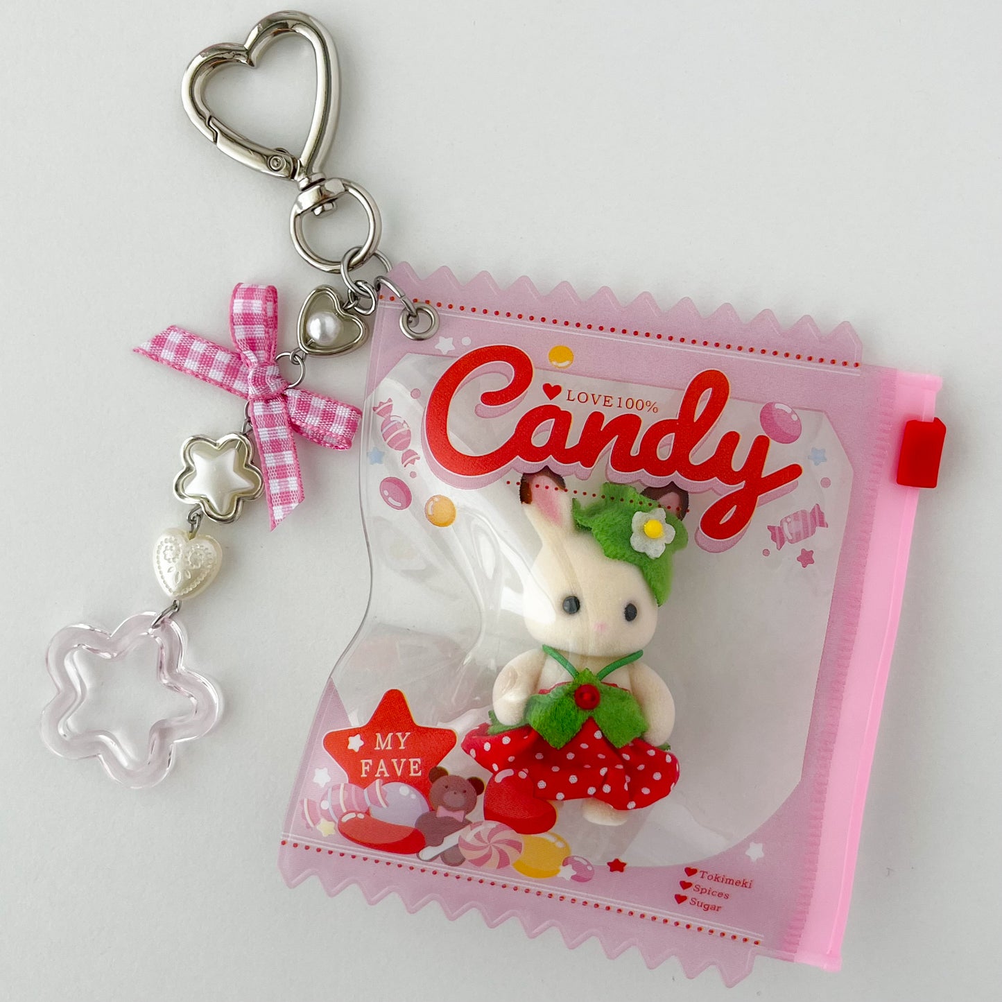 keychain carry case 🧸 strawberry bunny