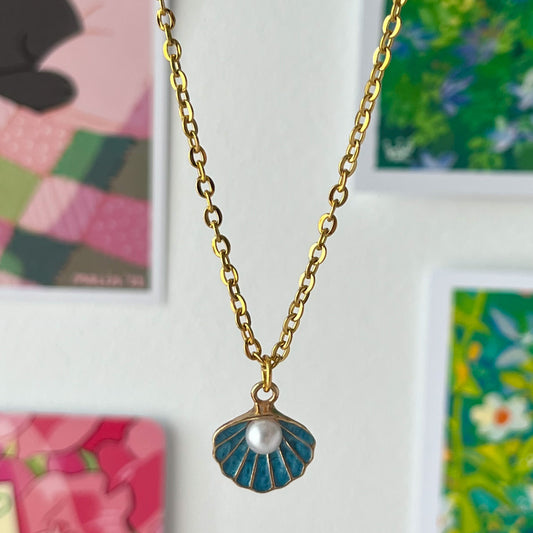 shell necklace • blue