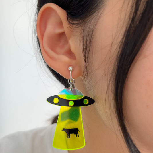 ufo earrings 🛸