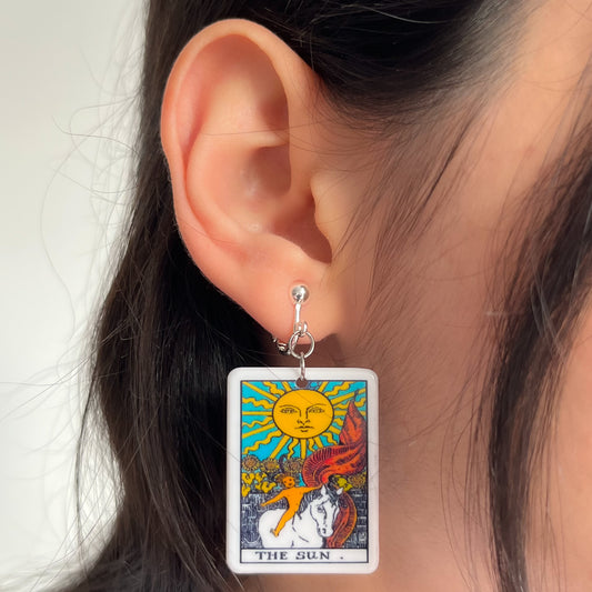 tarot card earrings (surprise)