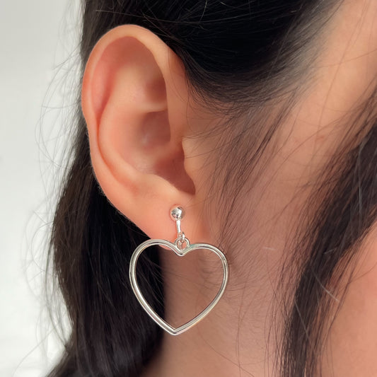 large heart earrings • silver