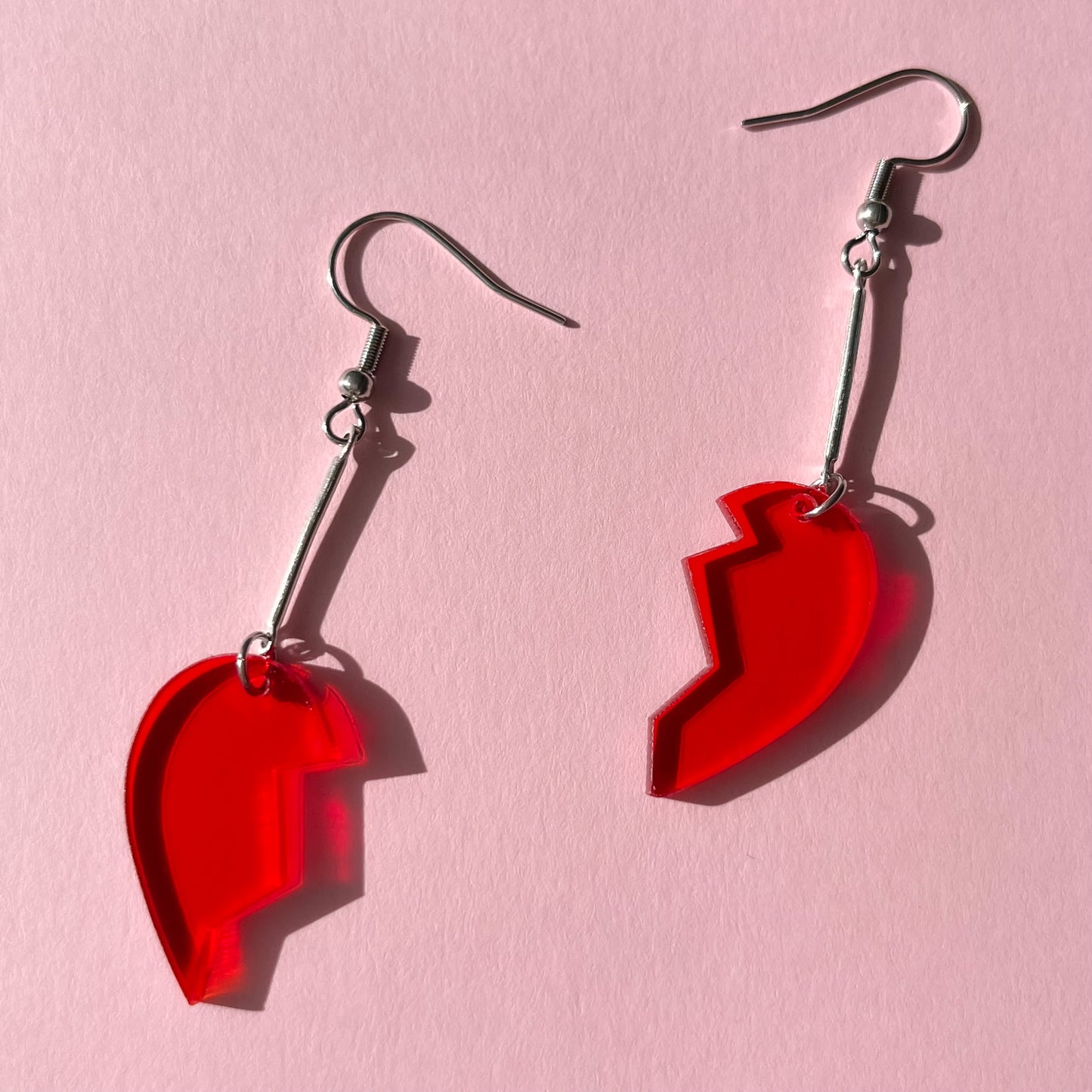 broken heart earrings 💔