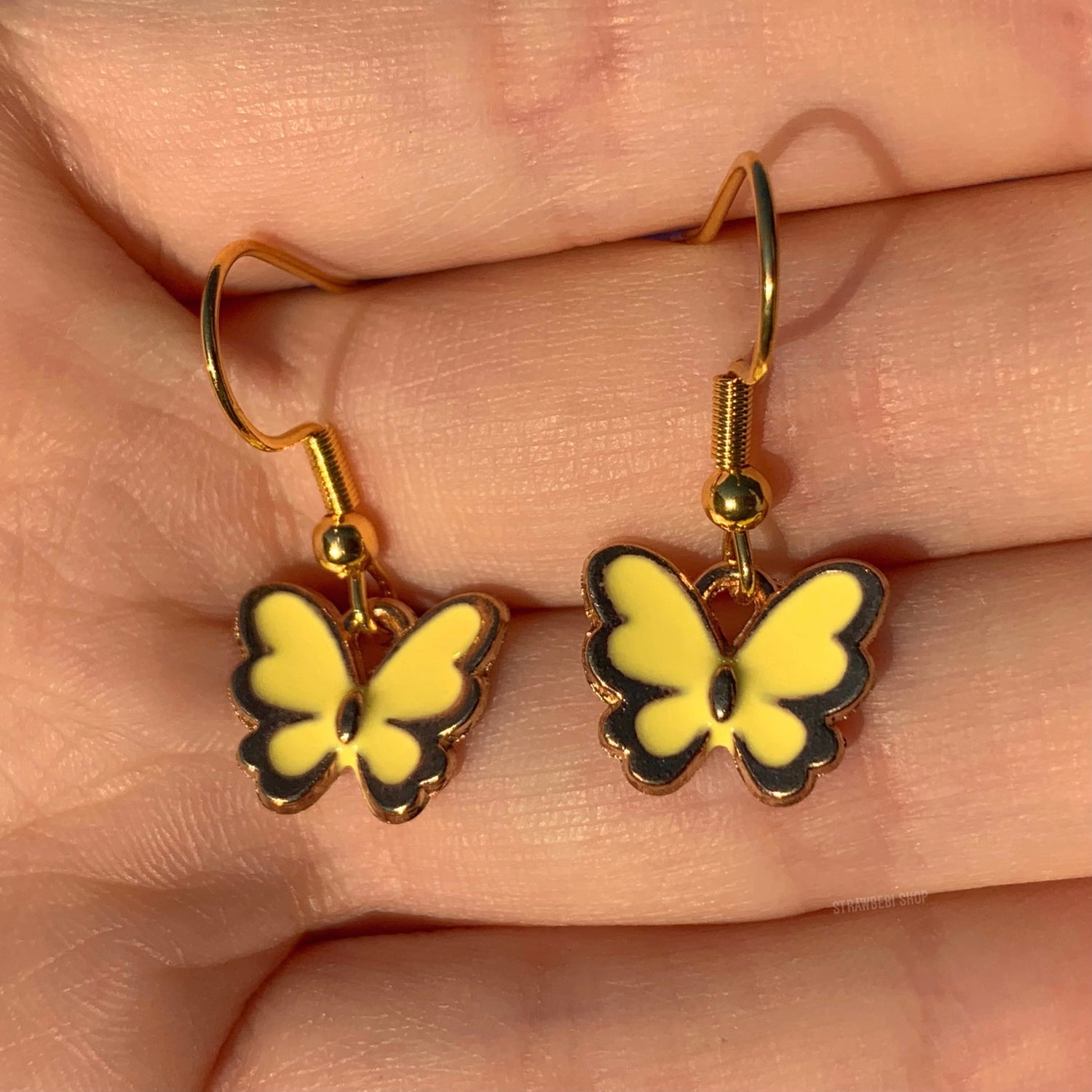 Pendientes Mariposa Gold  Pendientes mini Iye Biye
